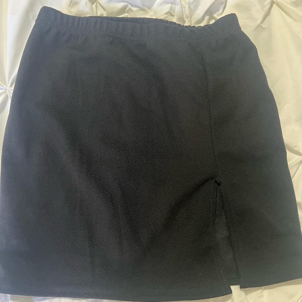 PrettyLittleThing Black Skirt
